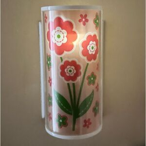Wallflower Plug-in Night Light ~ White Barn Candle Co. ~ Pink & Floral ~ EUC